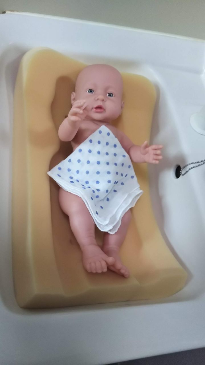 産婆の手しごと 第2回目 赤ちゃんの沐浴事情 ままっち