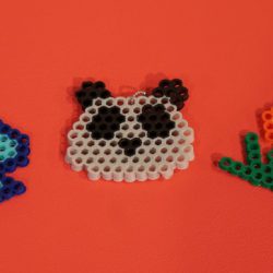 クラフトワークショップ ストロービーズで絵を描こう