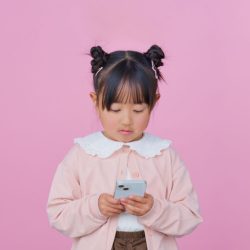 『あつまさ先生の道しるべvol.38』～子どもにスマホはいつから持たせたら？～
